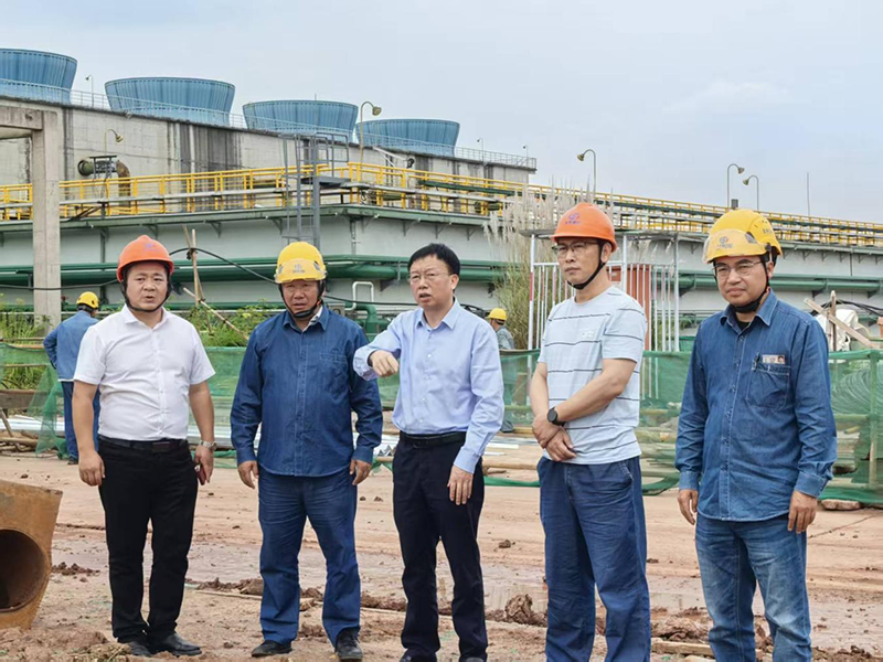 傅利才、郭春建到化工園區(qū)項目現(xiàn)場開展節(jié)前安全檢查(圖2)
